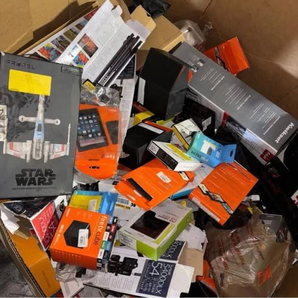 90 pieces AMAZON Walmart TJ max mashall Target LIQUIDATION MYSTERY BOX GEN MERCH